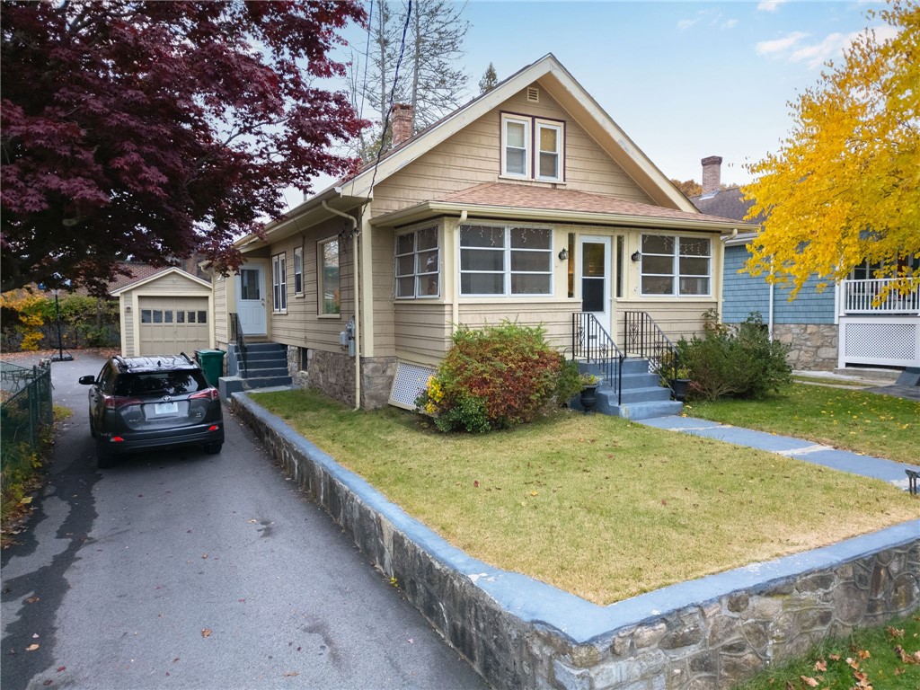 58 Cranston Street Woonsocket, RI 02895 - Photo 3 of 30