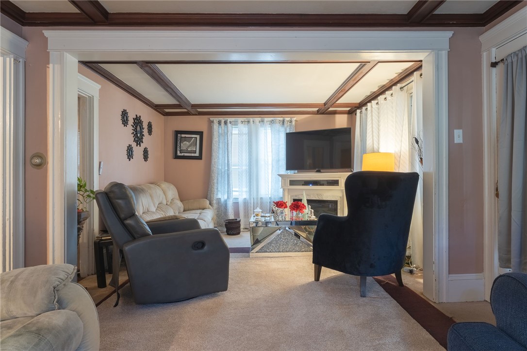 58 Cranston Street Woonsocket, RI 02895 - Photo 5 of 30