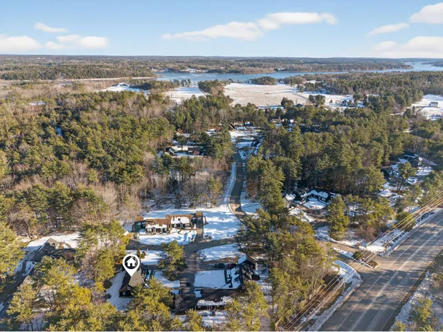 $385,000 | 47 Cluf Bay Road, Unit 47, Brunswick, ME 04011