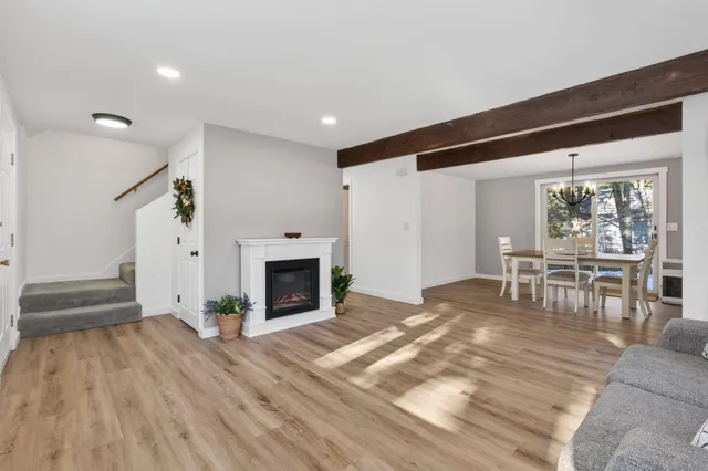 $385,000 | 47 Cluf Bay Road, Unit 47, Brunswick, ME 04011