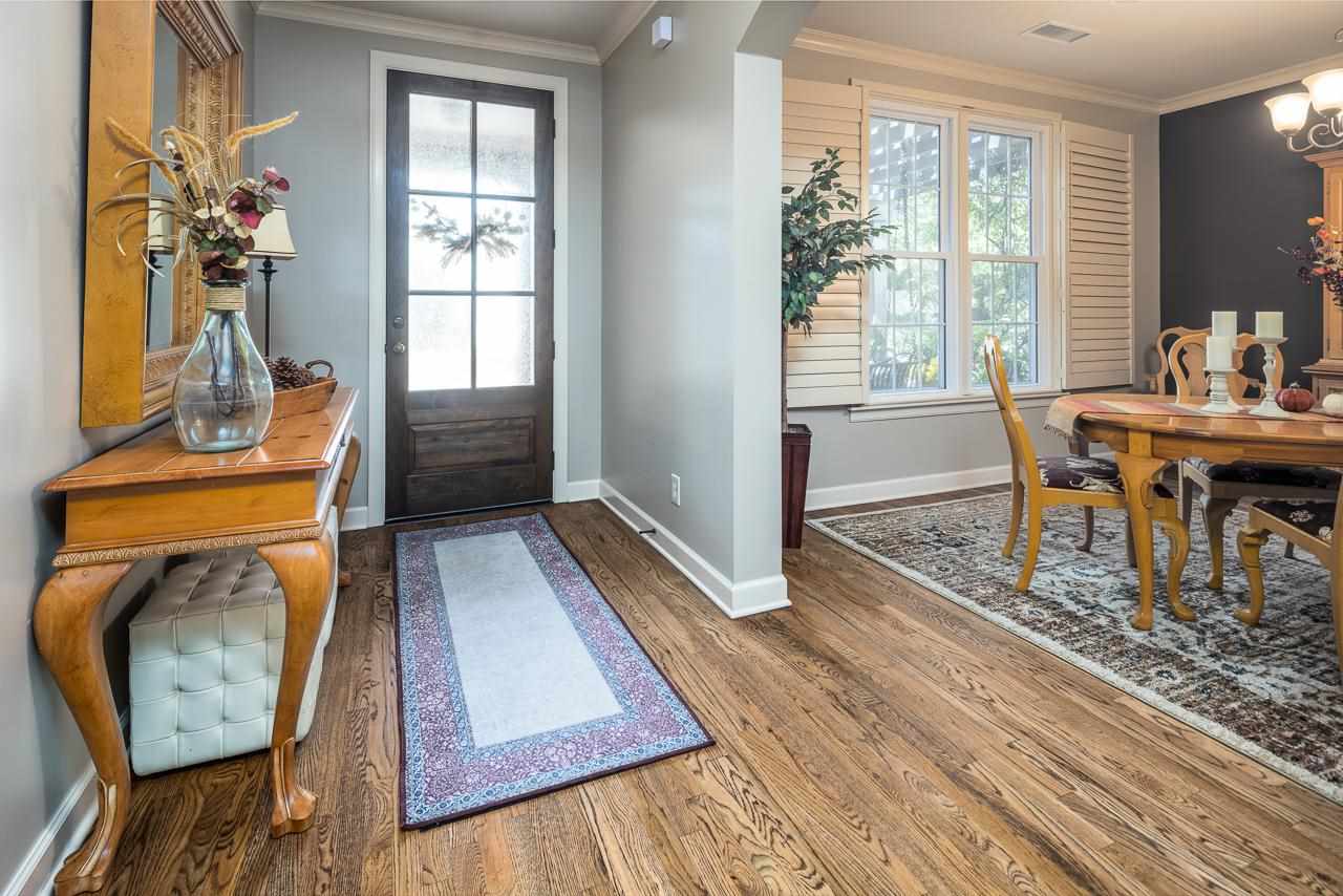 324 Colbert Street East Collierville, TN 38017 - Photo 4 of 25 Gallery Image 4