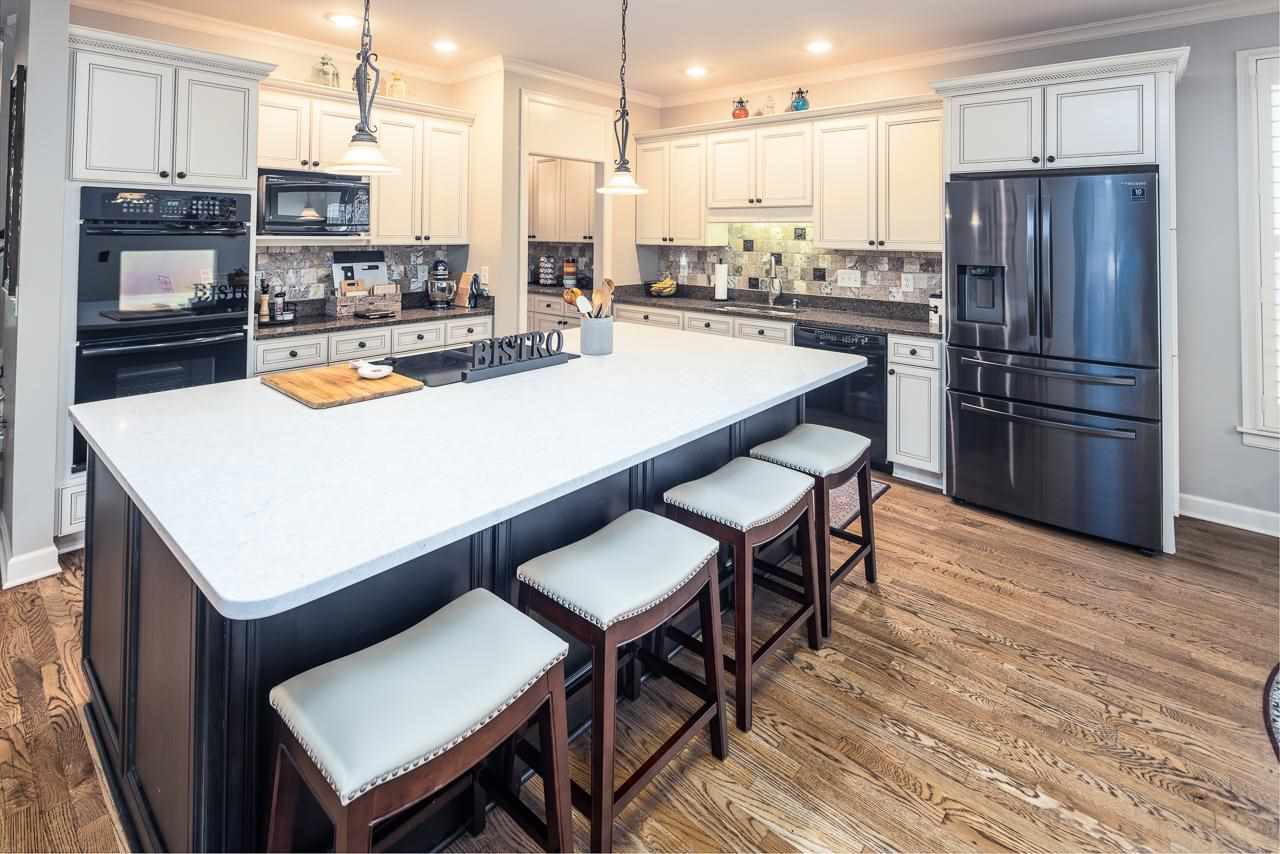 324 Colbert Street East Collierville, TN 38017 - Photo 6 of 25 Gallery Image 6