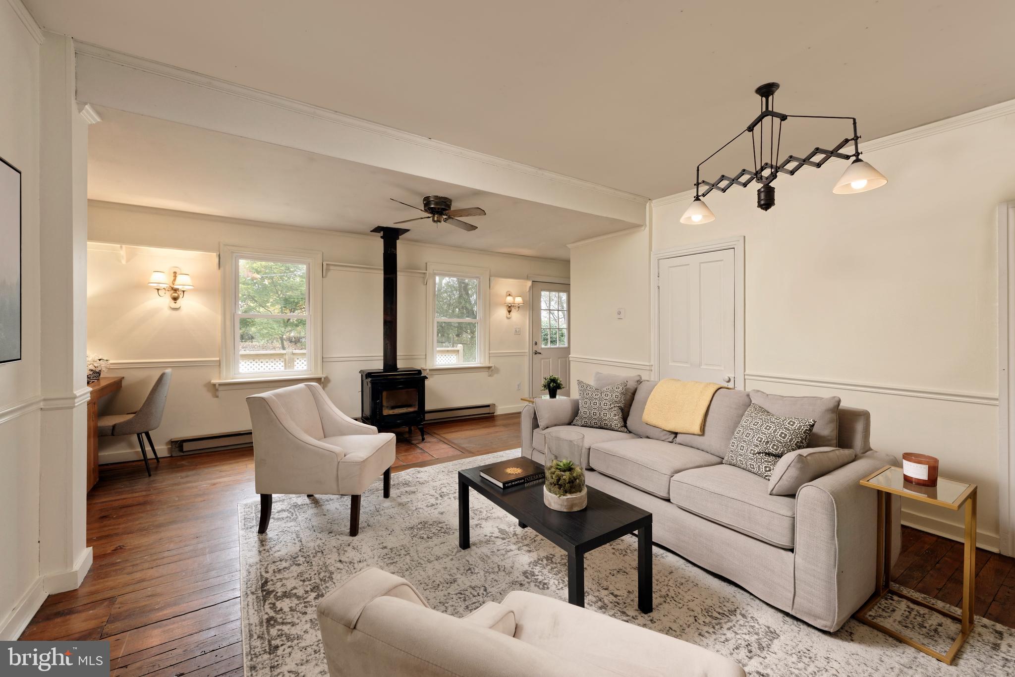 21091 Unison Road Middleburg, VA 20117 - Photo 23 of 65 Family Rm has wall of windows & opens to rear deck