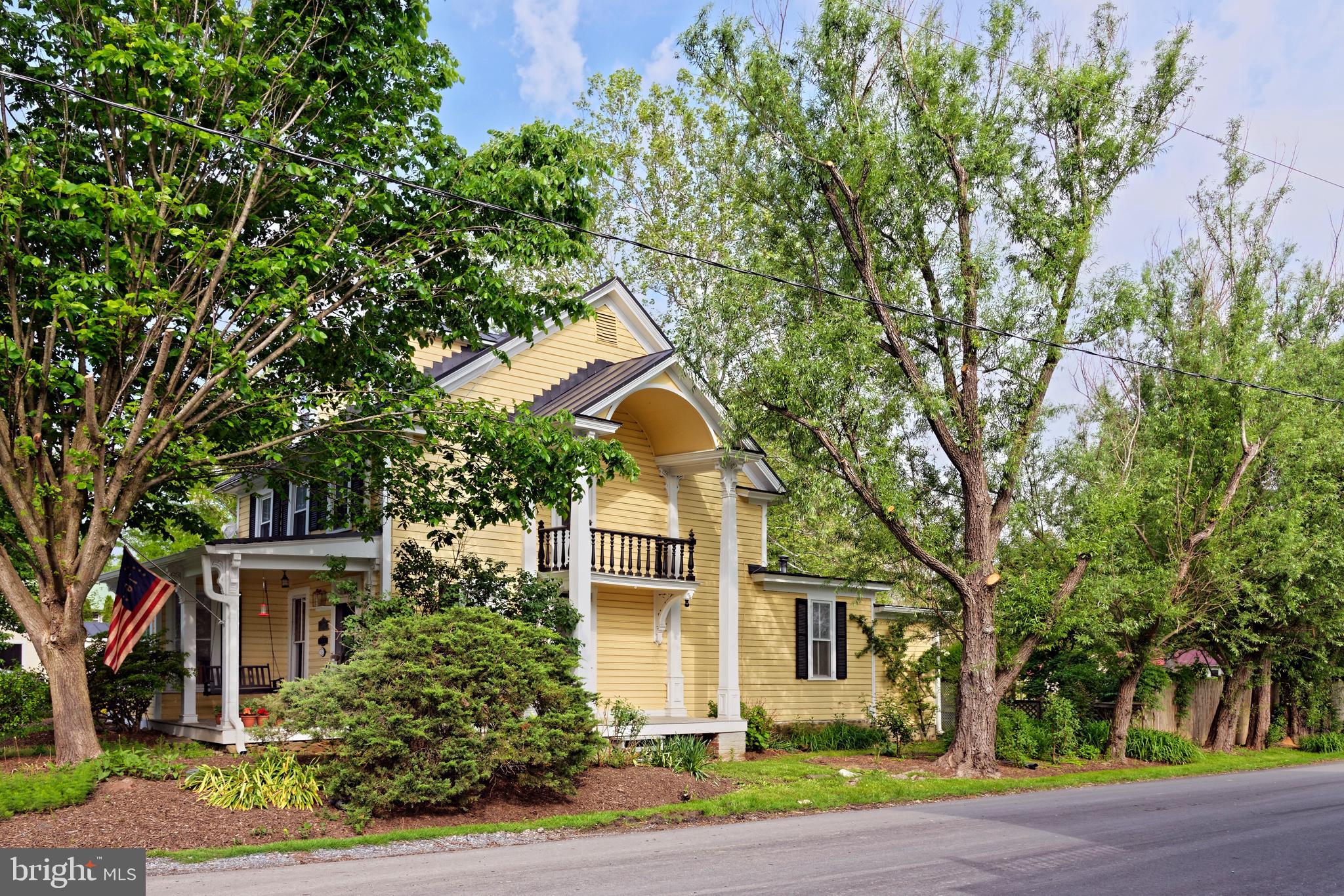 21091 Unison Road Middleburg, VA 20117 - Photo 41 of 65 Side 2-story portico with barrel vault ceiling