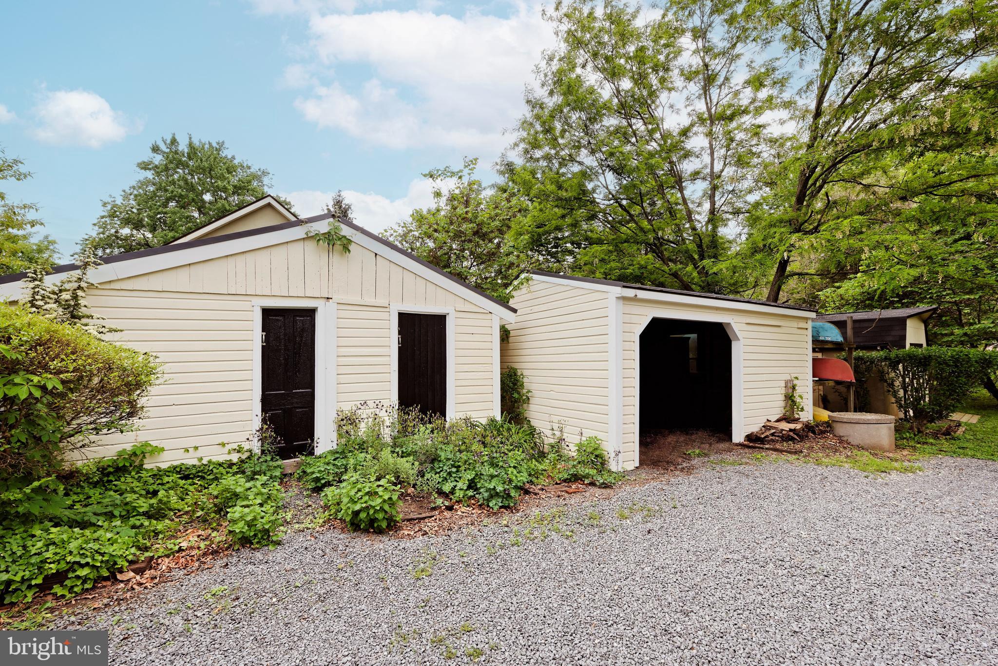 21091 Unison Road Middleburg, VA 20117 - Photo 46 of 65 One large shed split into two & open 1-car garage