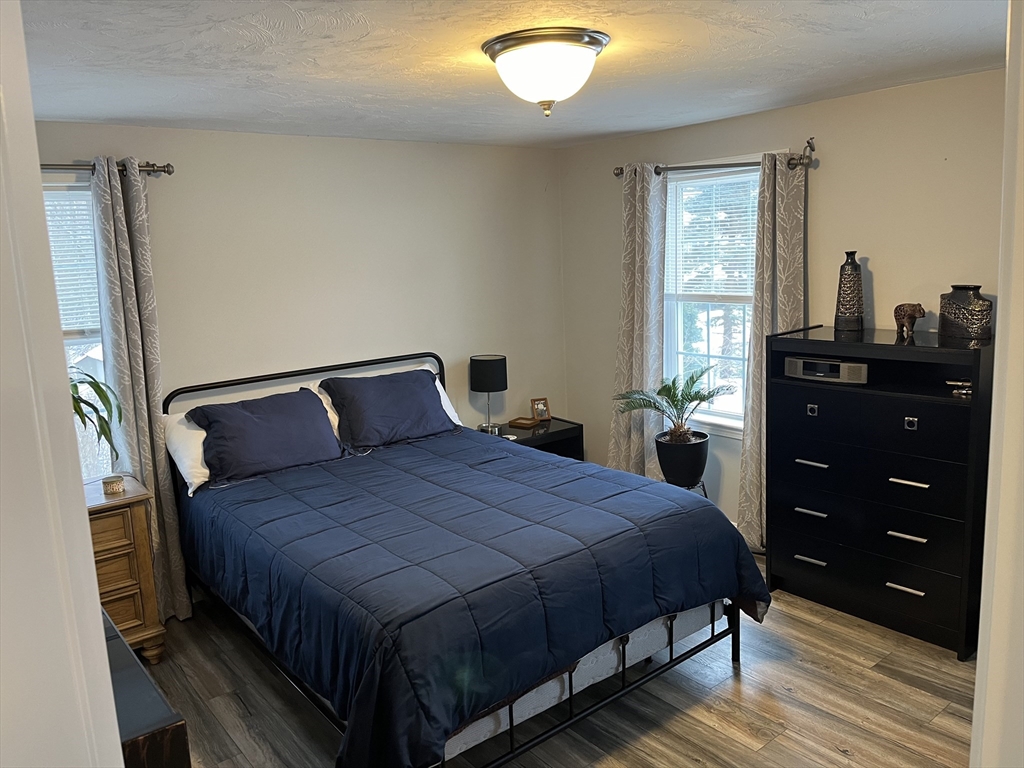 70 Phyllis Road Taunton, MA 02780 - Photo 12 of 26 Gallery Image 12