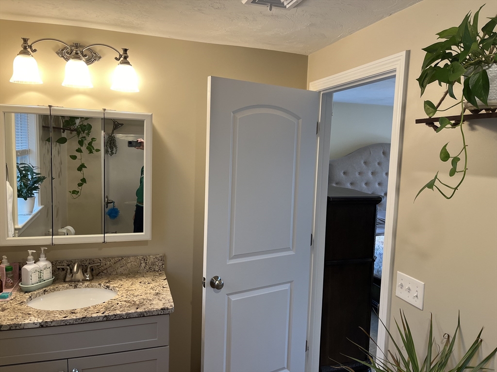 70 Phyllis Road Taunton, MA 02780 - Photo 18 of 26 Gallery Image 18