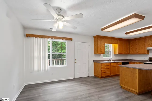 $270,000 | 123 Sequayah Drive, Fair Play, SC 29643