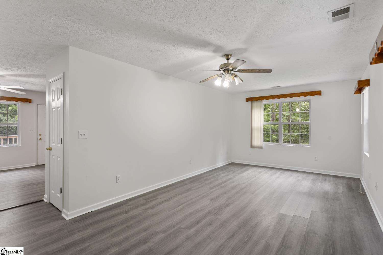 123 Sequayah Drive Fair Play, SC 29643 - Photo 2 of 46