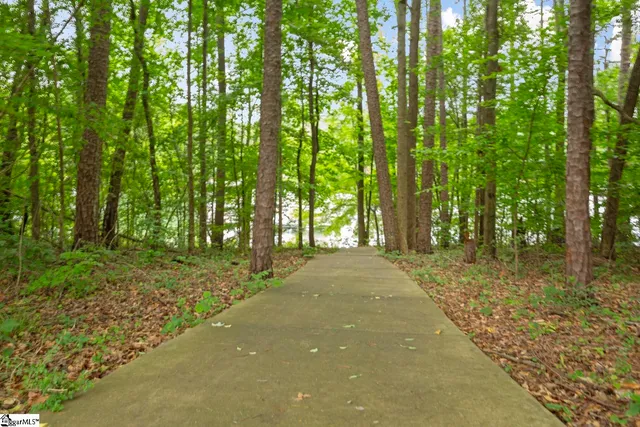 $270,000 | 123 Sequayah Drive, Fair Play, SC 29643