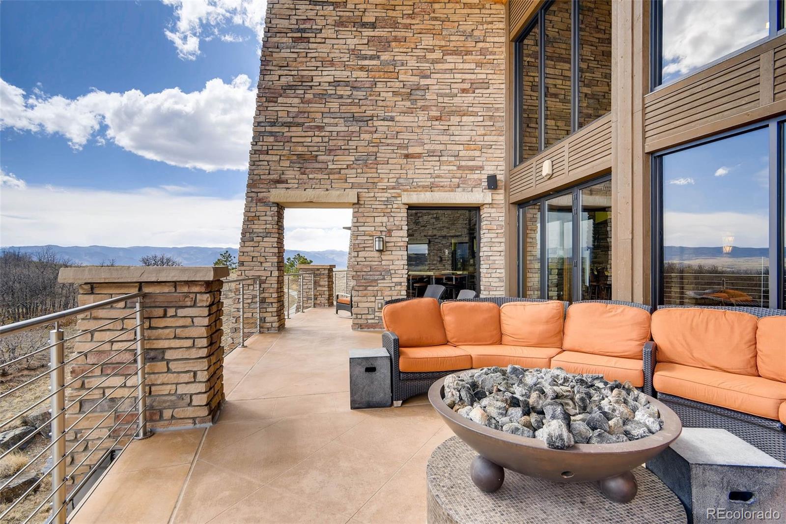10414 Maplebrook Way Highlands Ranch, CO 80126 - Photo 39 of 45 a view of a terrace with furniture