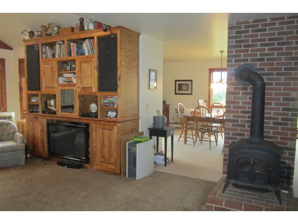 616 Turnpike Road Thetford, VT 05045 - Photo 12 of 21 Gallery Image 12