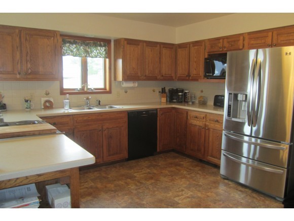 616 Turnpike Road Thetford, VT 05045 - Photo 6 of 21 Gallery Image 6
