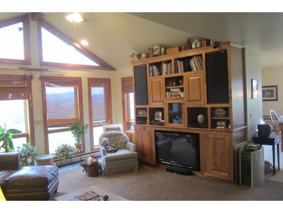 616 Turnpike Road Thetford, VT 05045 - Photo 9 of 21 Gallery Image 9