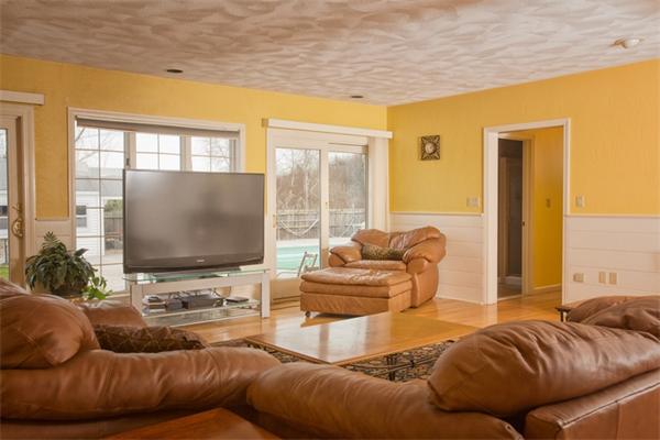 316 Boxford Road Haverhill, MA 01835 - Photo 5 of 30