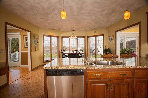 316 Boxford Road Haverhill, MA 01835 - Photo 8 of 30