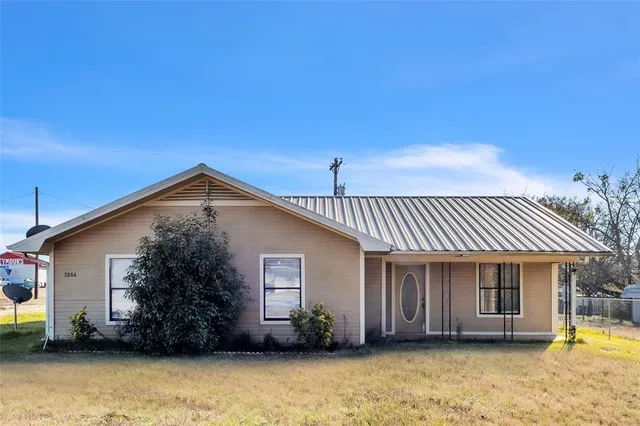 $220,000 | 3064 Redwood Road, Gilmer, TX 75645