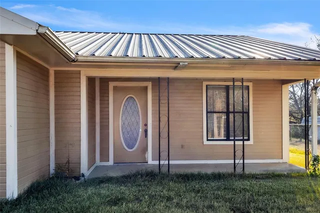 $220,000 | 3064 Redwood Road, Gilmer, TX 75645