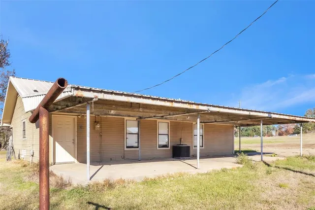 $220,000 | 3064 Redwood Road, Gilmer, TX 75645