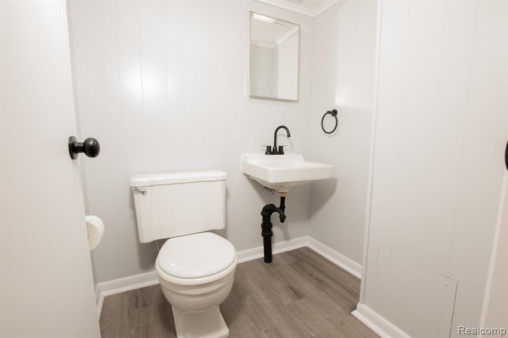 24684 Ridgecroft Avenue Eastpointe, MI 48021 - Photo 41 of 62