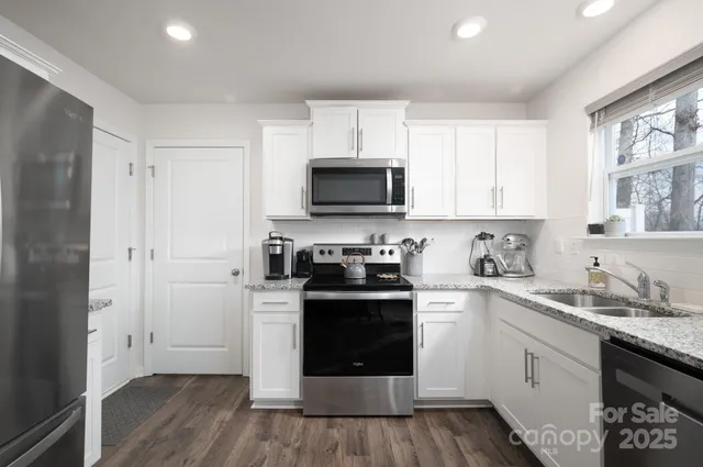 $337,000 | 40 Malcolm Court, Candler, NC 28715