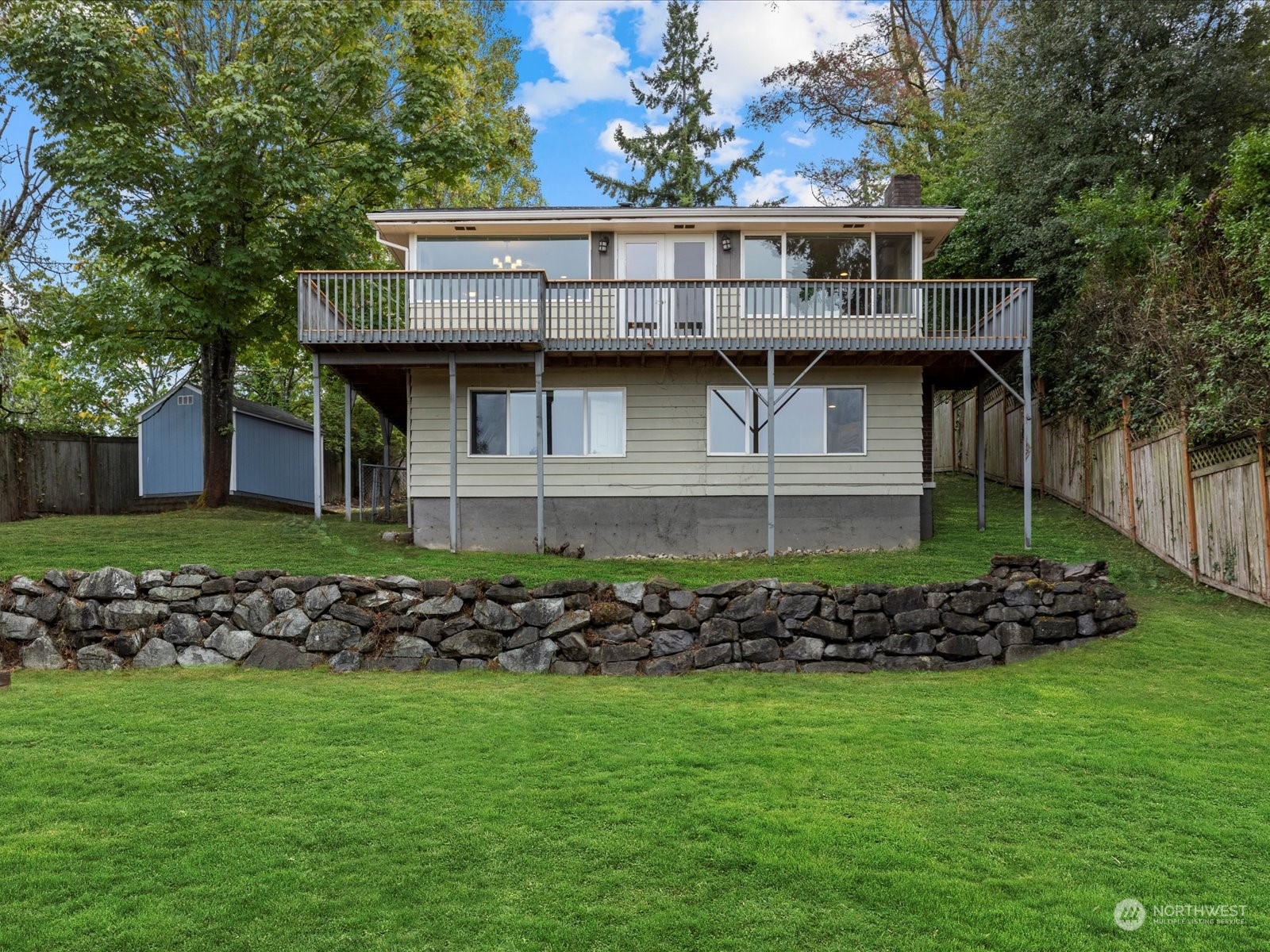 10705 22nd Avenue Southwest Seattle, WA 98146 - Photo 31 of 40
