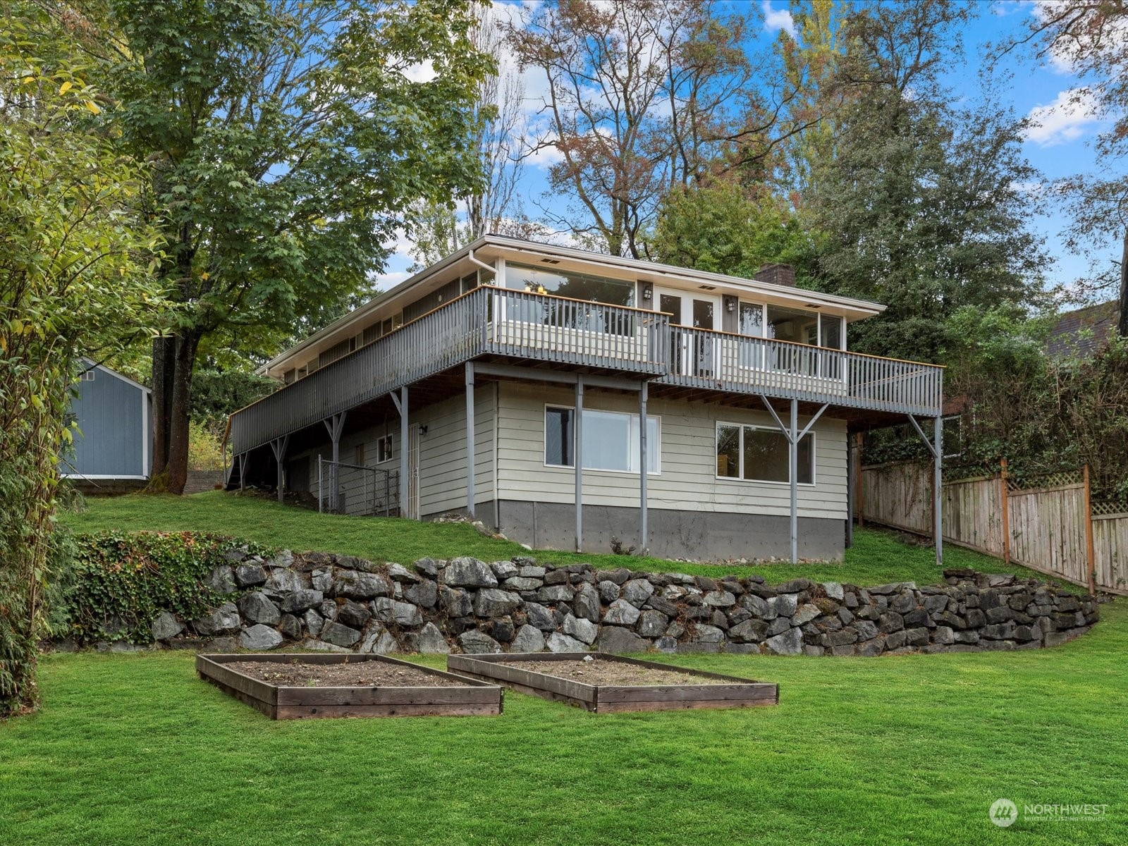 10705 22nd Avenue Southwest Seattle, WA 98146 - Photo 32 of 40
