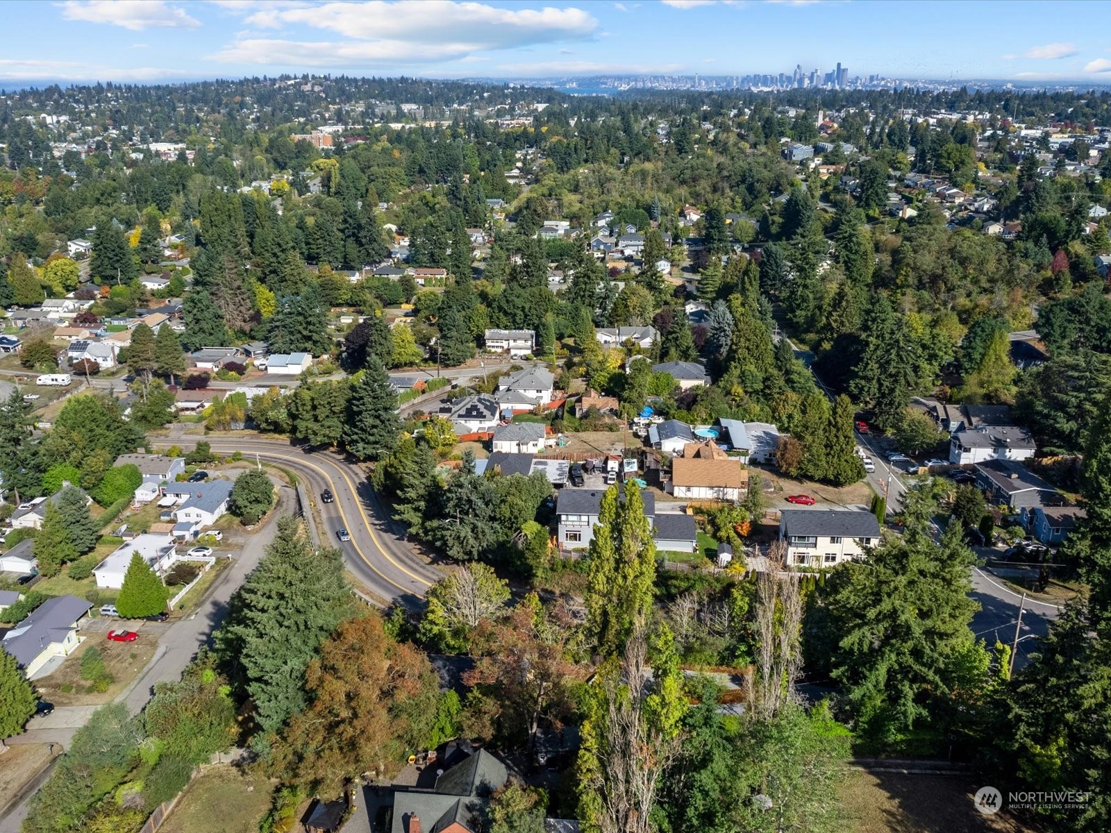 10705 22nd Avenue Southwest Seattle, WA 98146 - Photo 37 of 40