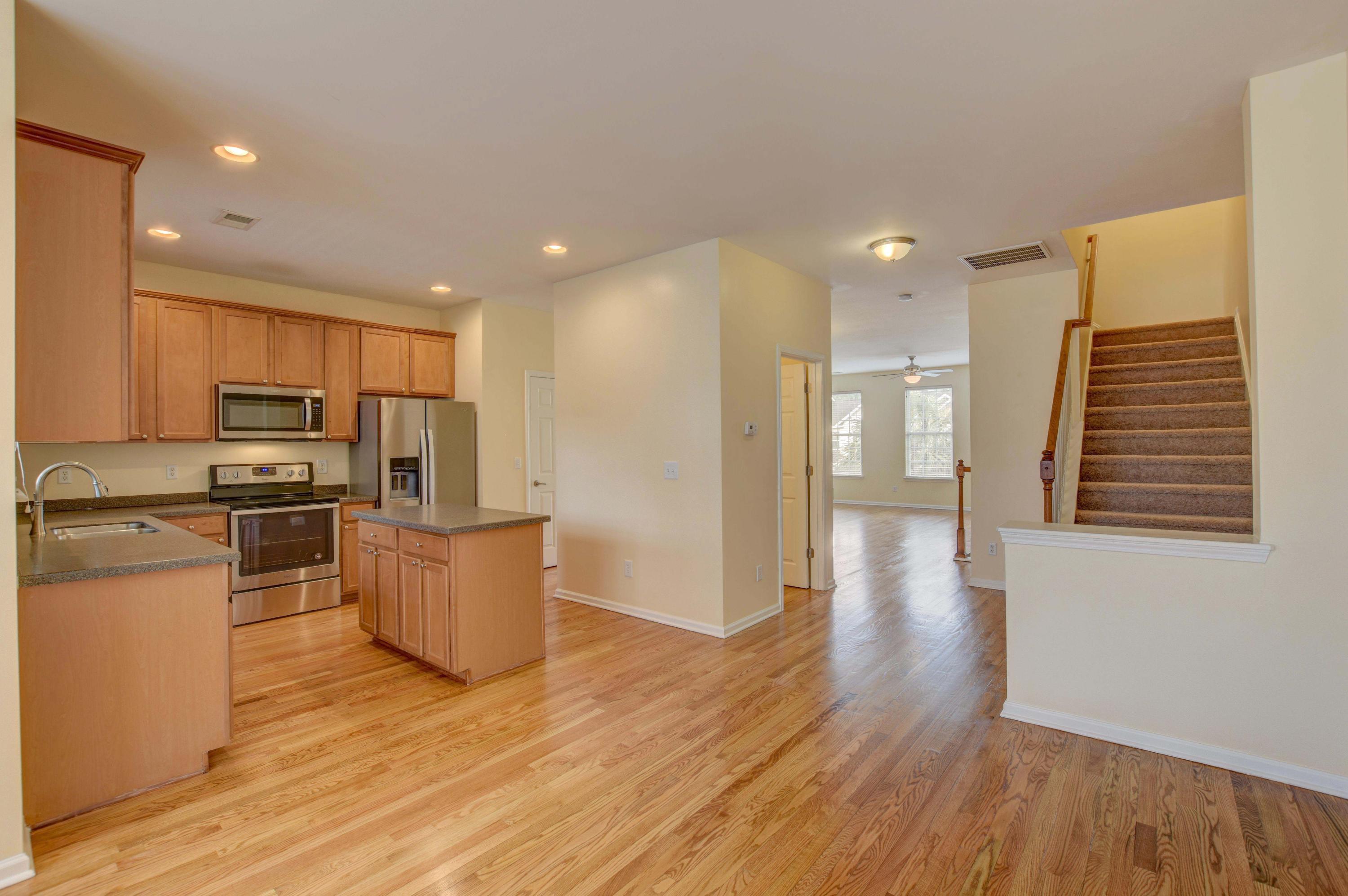 9046 Parlor Drive Ladson, SC 29456 - Photo 6 of 36 1-31