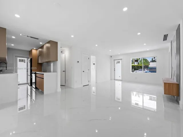 $1,499,999 | 1007 Southwest 12th Court, Fort Lauderdale, FL 33315