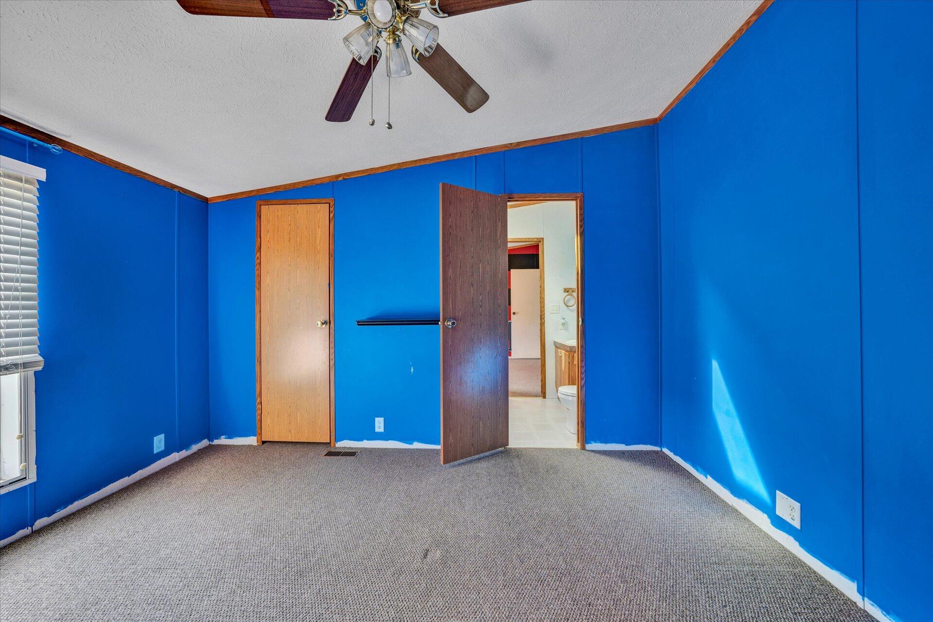 2121 Cannady School Road Southeast Floyd, VA 24091 - Photo 34 of 41 a view of empty room with ceiling fan