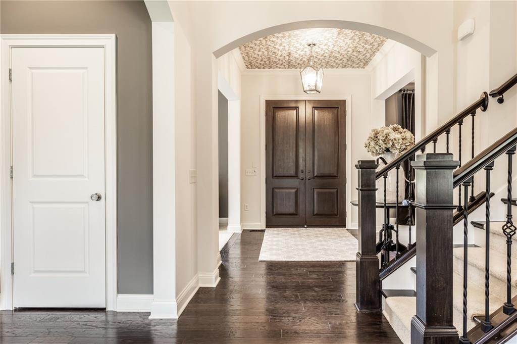 10715 Towne Road Carmel, IN 46032 - Photo 12 of 46 Gallery Image 12