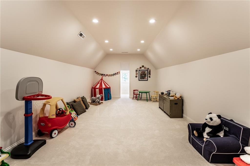 10715 Towne Road Carmel, IN 46032 - Photo 37 of 46 Gallery Image 37
