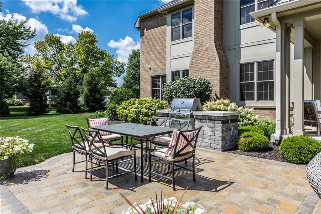 10715 Towne Road Carmel, IN 46032 - Photo 9 of 46 Gallery Image 9