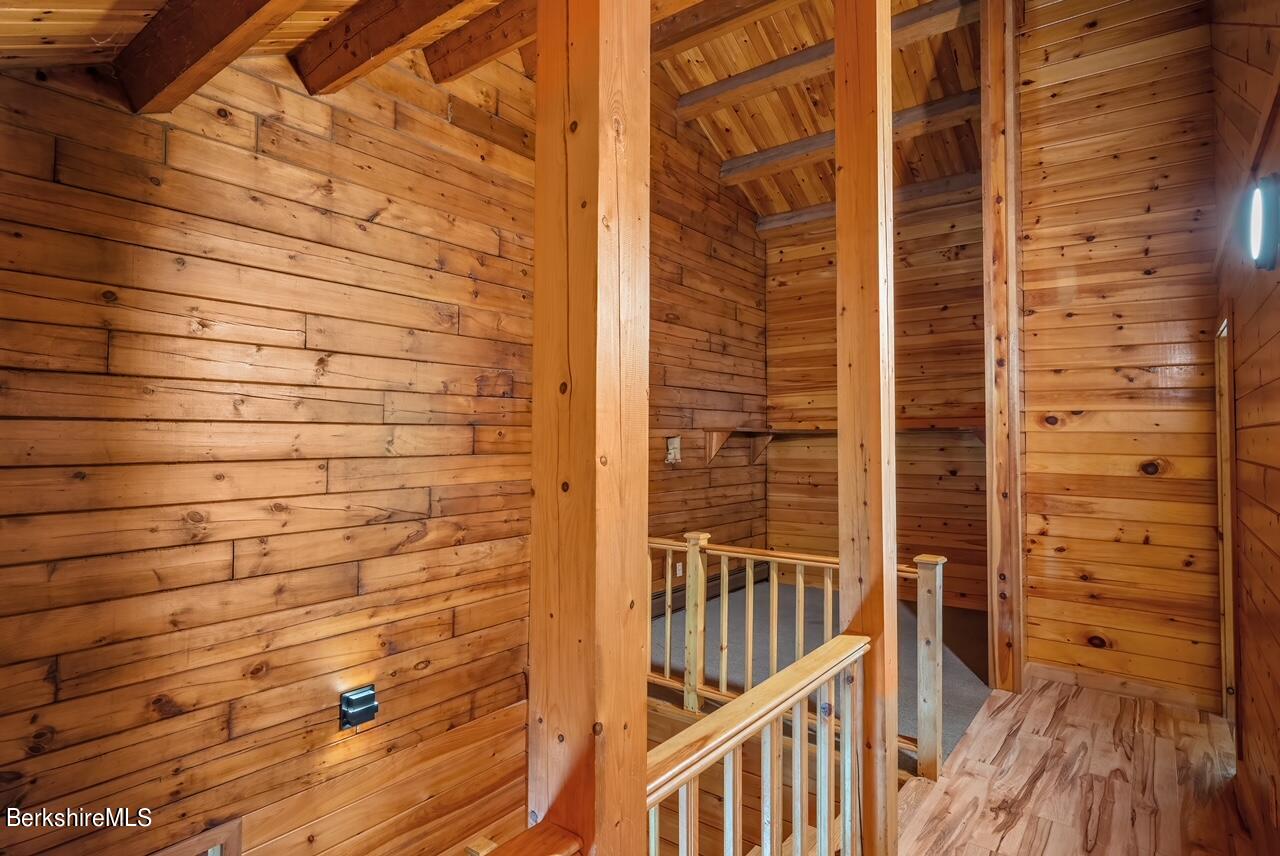 394 E Road Stamford, VT 05352 - Photo 28 of 43 Bonus Room