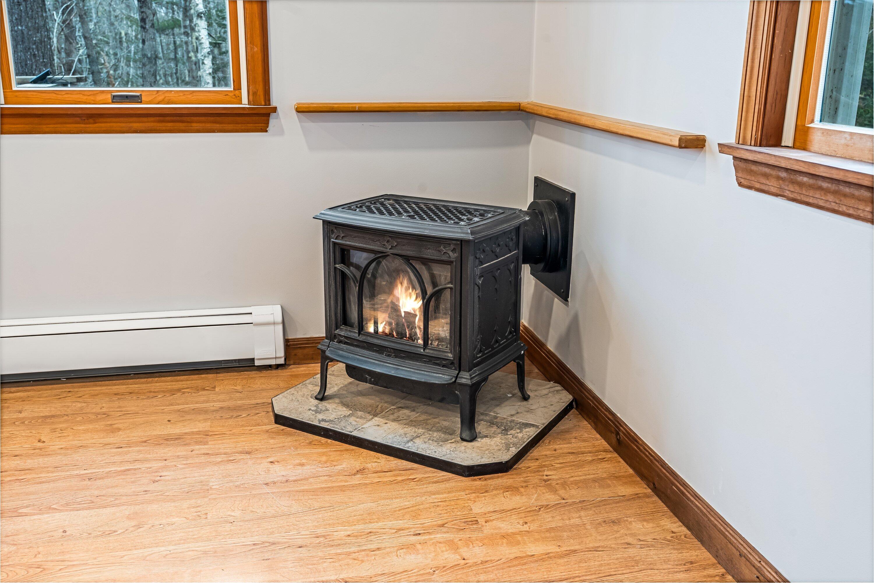 34 Kelly Brook Road Boothbay, ME 04537 - Photo 14 of 63 46-custom-34-kelly-brook-rd