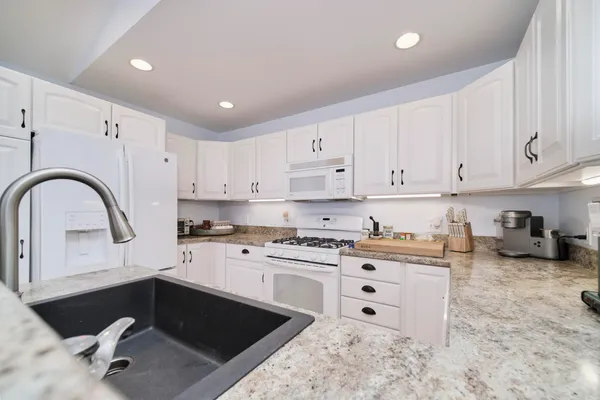 $439,000 | 13200 Hopkins Forest Drive, Bear Lake, MI 49614