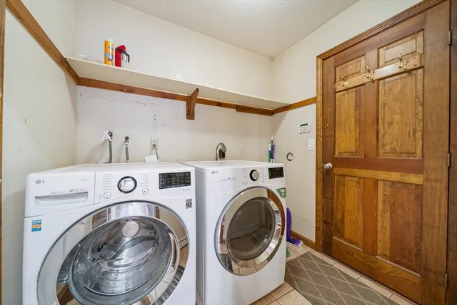 $675,000 | 18 Lorri Road, Derry, NH 03038