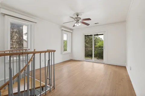 $420,000 | 702 North Hampton Road, Dallas, TX 75208