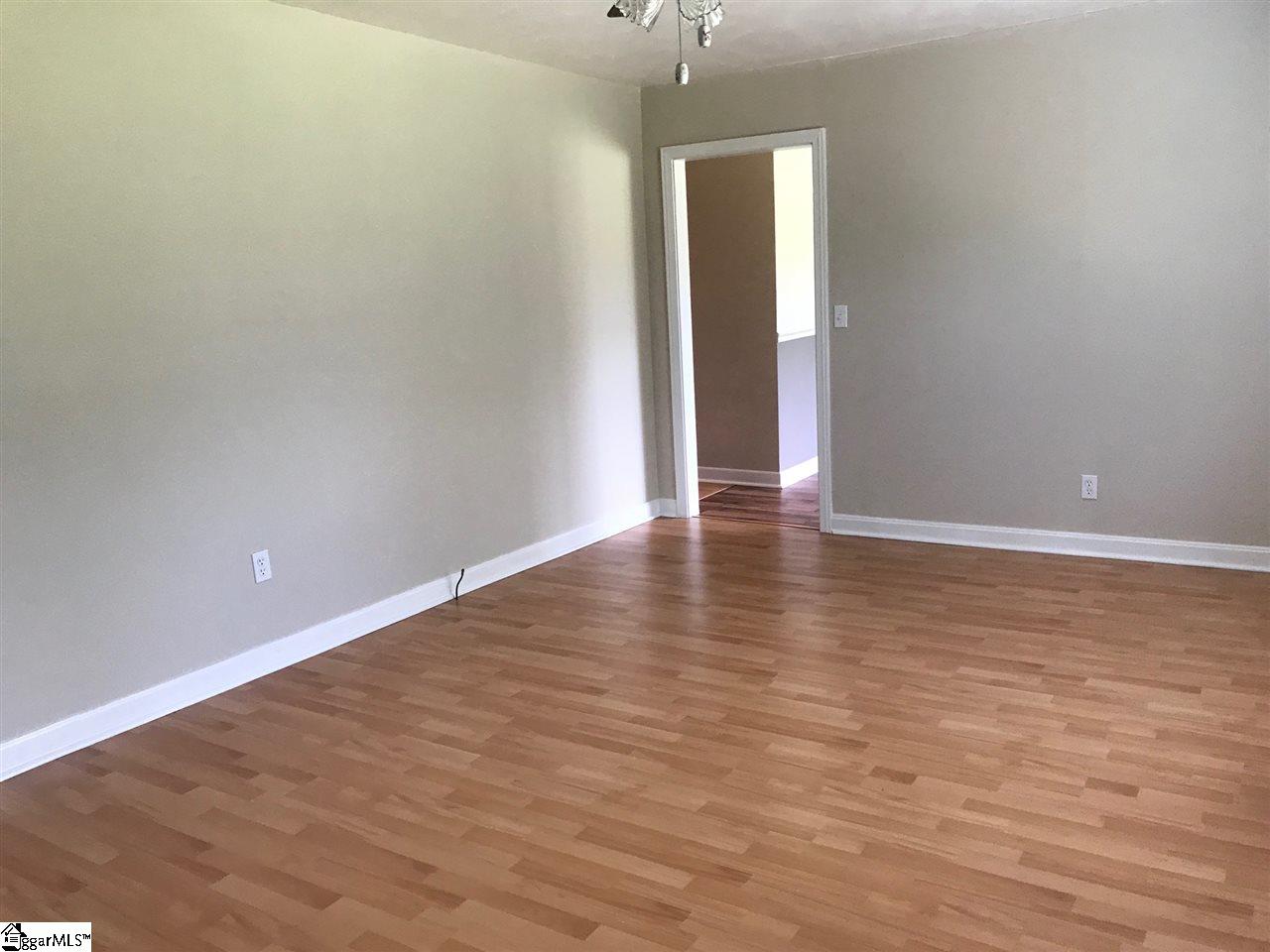 102 Old Grove Road Piedmont, SC 29673 - Photo 13 of 27 Gallery Image 13