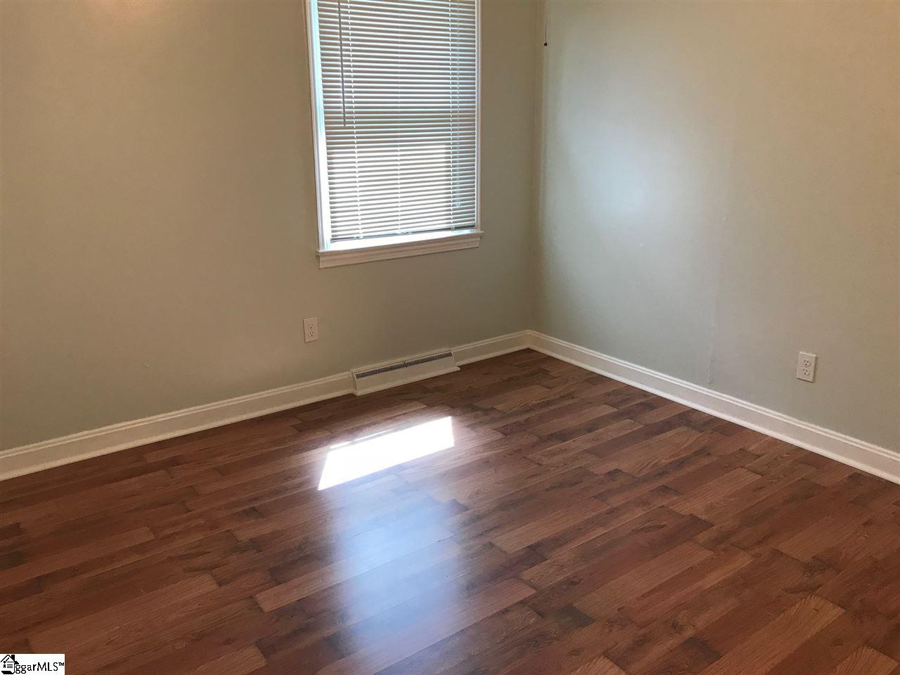 102 Old Grove Road Piedmont, SC 29673 - Photo 16 of 27 Gallery Image 16