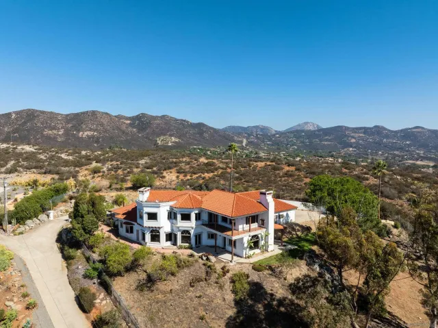 $1,949,000 | 4029 Alta Loma Drive, Jamul, CA 91935