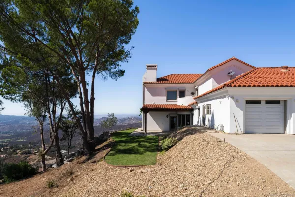 $1,949,000 | 4029 Alta Loma Drive, Jamul, CA 91935