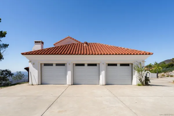 $1,949,000 | 4029 Alta Loma Drive, Jamul, CA 91935