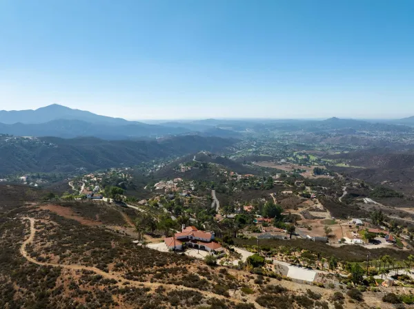 $1,949,000 | 4029 Alta Loma Drive, Jamul, CA 91935