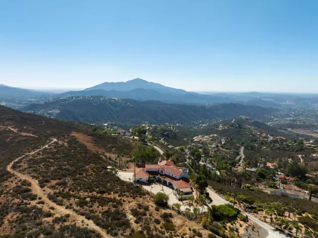 $1,949,000 | 4029 Alta Loma Drive, Jamul, CA 91935