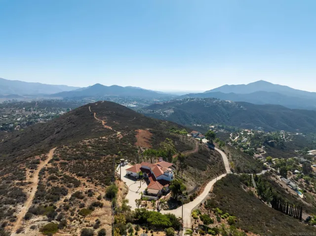 $1,949,000 | 4029 Alta Loma Drive, Jamul, CA 91935