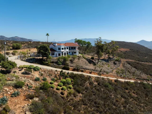 $1,949,000 | 4029 Alta Loma Drive, Jamul, CA 91935
