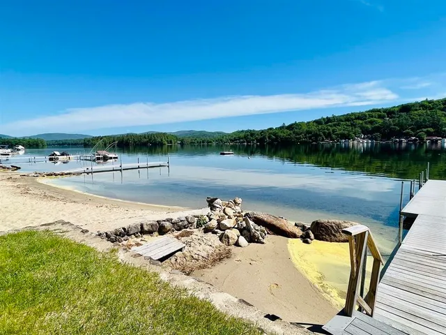 $1,800 | 17 Pasquaney Shores Drive, Bristol, NH 03222