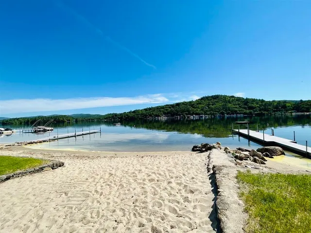 $1,800 | 17 Pasquaney Shores Drive, Bristol, NH 03222